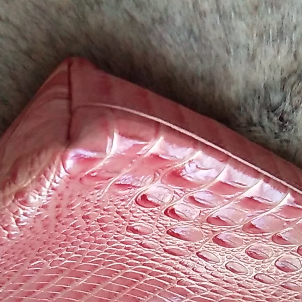 Brahmin Melbourne leather croc embossed cross-body handbag - Picture 7 of 10